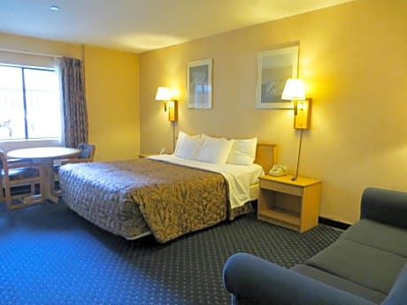 King Room - Non-Smoking