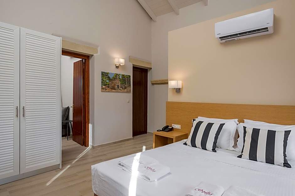 Spilia Village Hotel & Villas