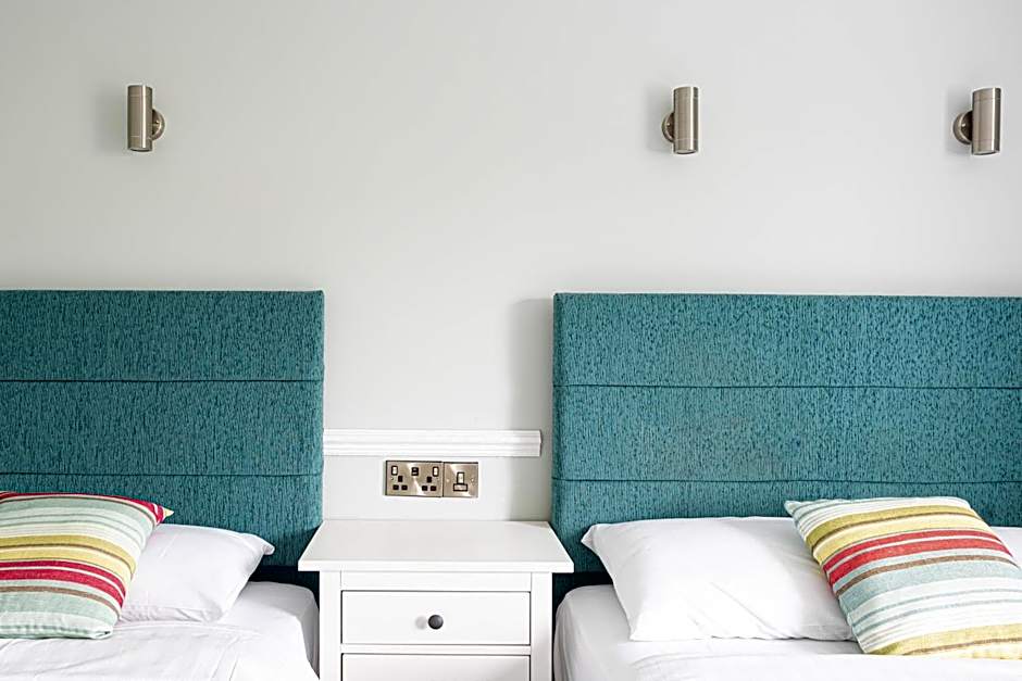 Waters Edge Hotel Torquay