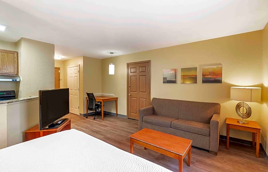 Extended Stay America Suites - Norfolk - Virginia Beach