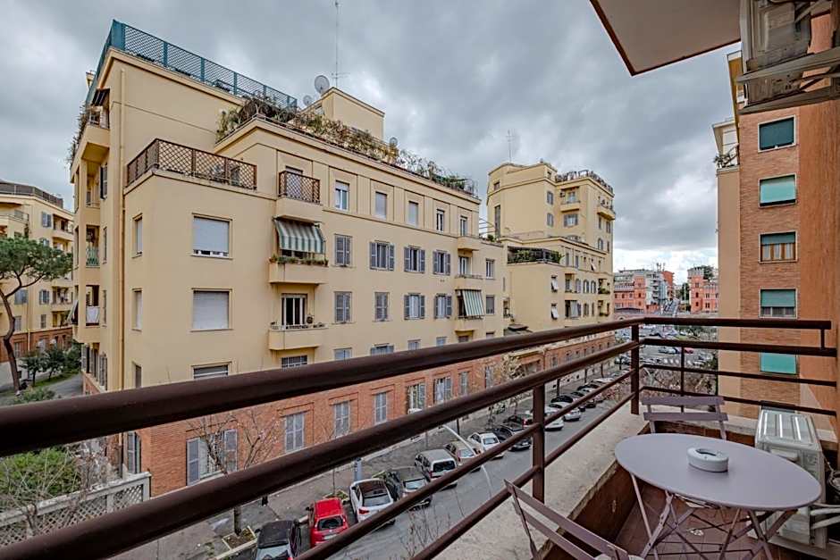 Damiani & Sister Guesthouse