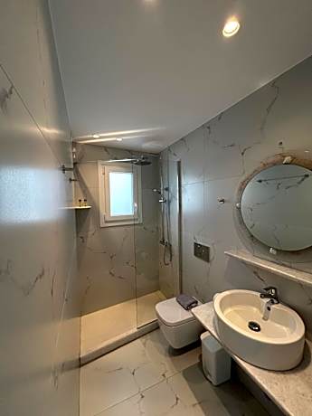 Double or Twin Room with Side Sea View