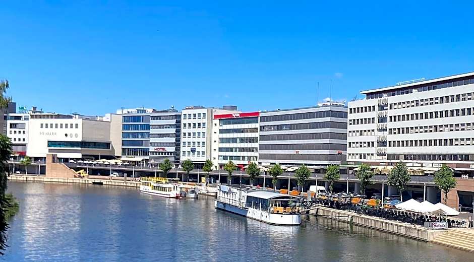 Hotel Stadt Hamburg am Fluss Saarbrücken