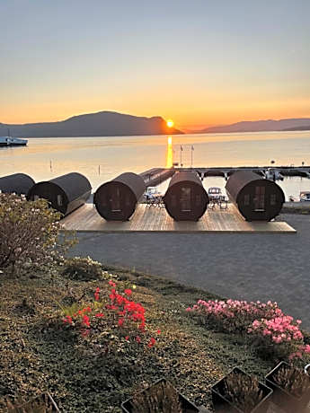 Sleeping barrel lodge Smaken av Ryfylke Event AS, drives ikke som hotell