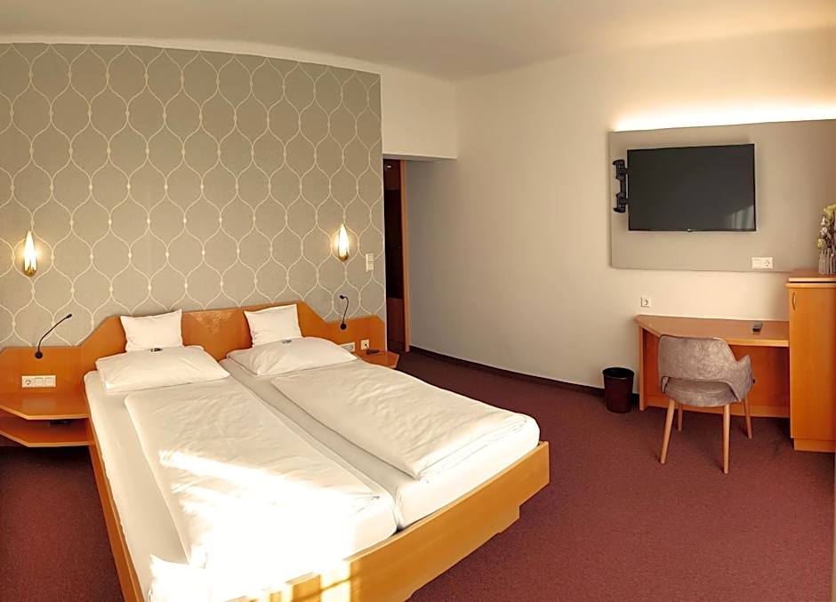 Hotel-Restaurant Teuschler-Mogg Bad Waltersdorf inklusiv Genusscard