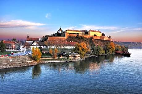 Garni Hotel Leopold I