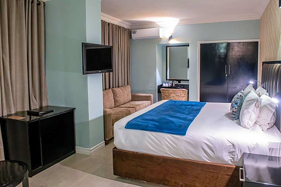 New Ambassador Hotel