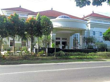 Hotel Griya Serasan Sekundang