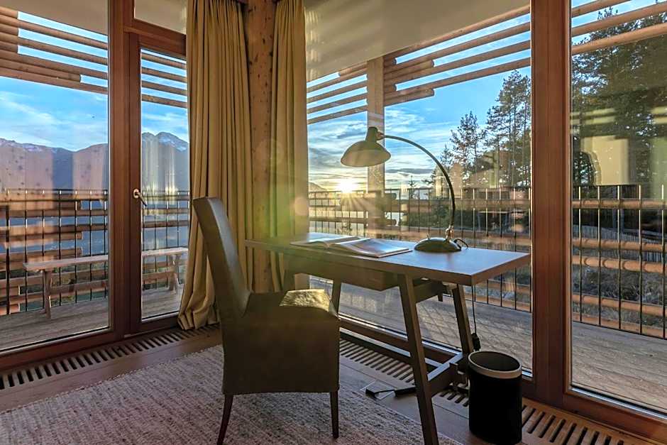 NIDUM - Casual Luxury Hotel