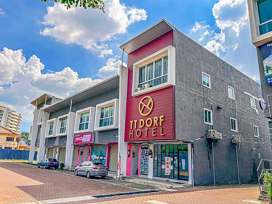 TT Dorf Hotel (Matang)