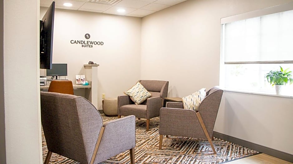 Candlewood Suites Peoria At Grand Prairie Hotel