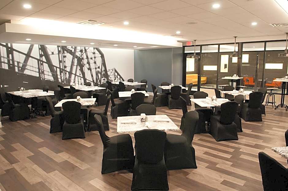 Crowne Plaza Suites Pittsburgh South By IHG