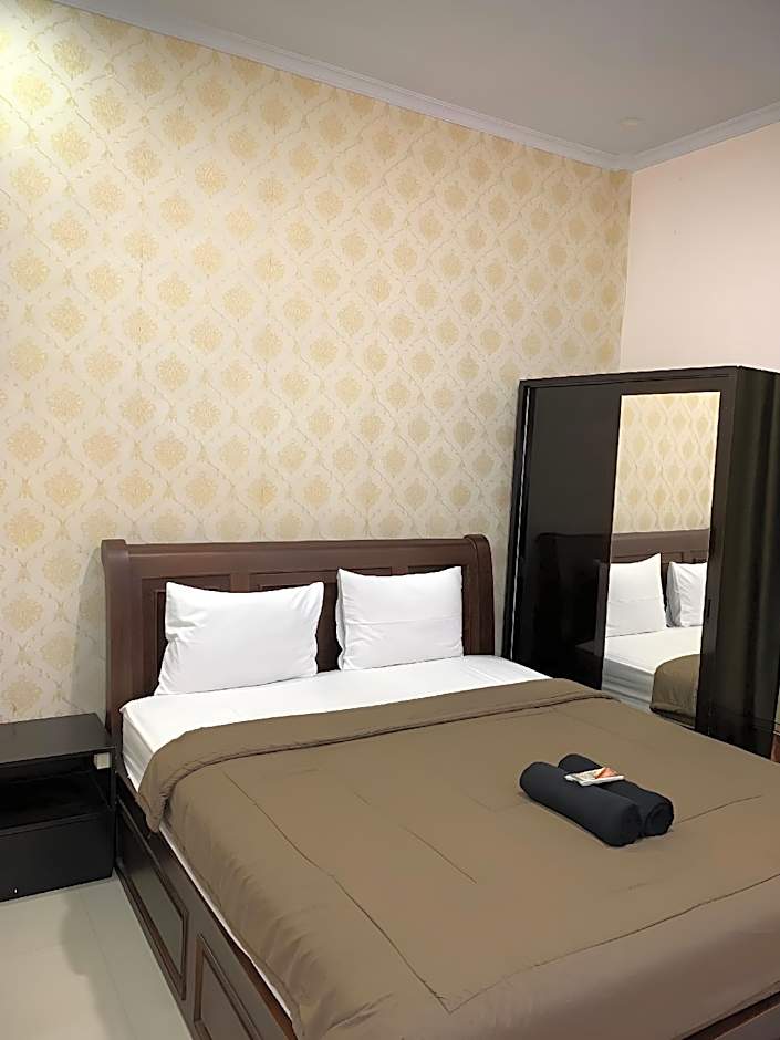 Prime Adisucipto Hotel