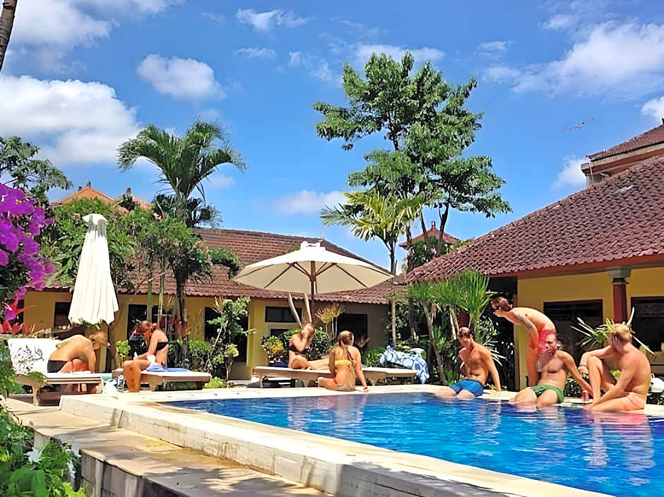 Gora Beach Inn