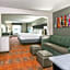 Holiday Inn Express & Suites Shawnee-Kansas City West By IHG