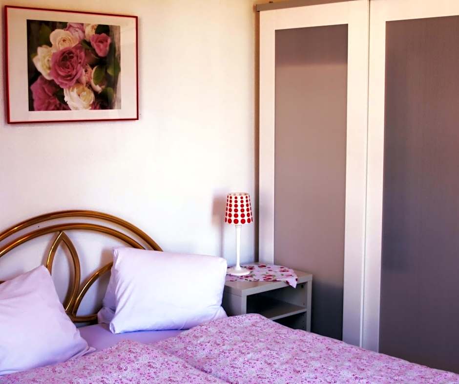 BasicRooms Hotel