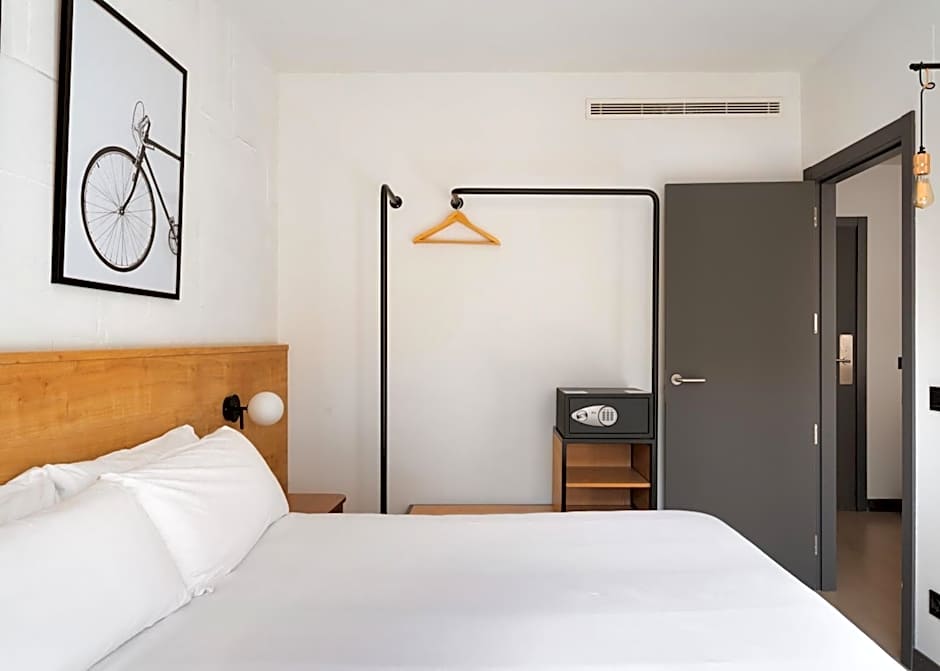 Limehome Madrid Calle de la Madera - Digital Access