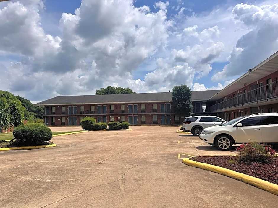 Delta Inn West Helena US 49 AR