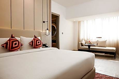 Executive King Room - Premium Wing with 20% discount on Food, Spa, Beverages and Laundry | 1+1 IMFL from 3pm to 7pm