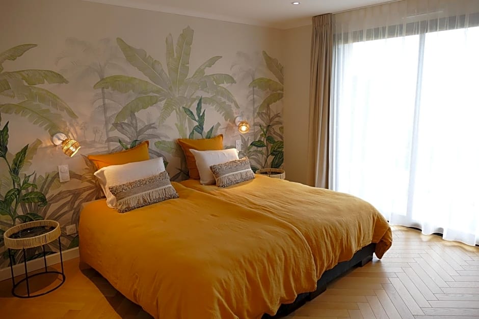 Photo 1 of 37 of Les Agapanthes