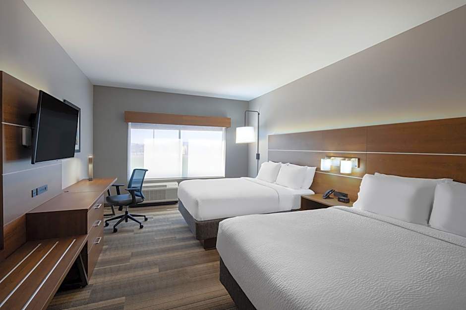 Holiday Inn Express and Suites Gilbert Mesa Gateway Airport By IHG