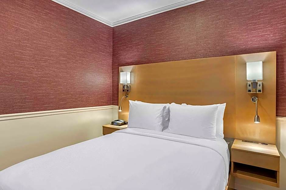 Mayfair Hotel, Ascend Hotel Collection