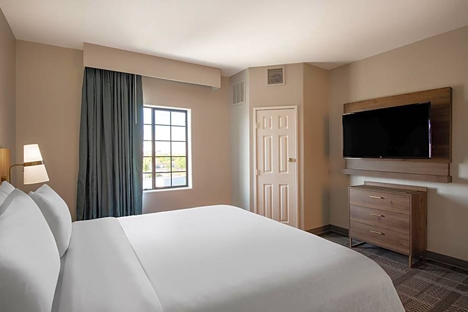 Staybridge Suites Phoenix-Glendale By IHG
