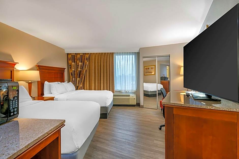 Photo 1 of 2 of 2 Double Beds