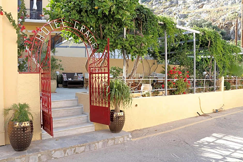 Grace Hotel & Studios