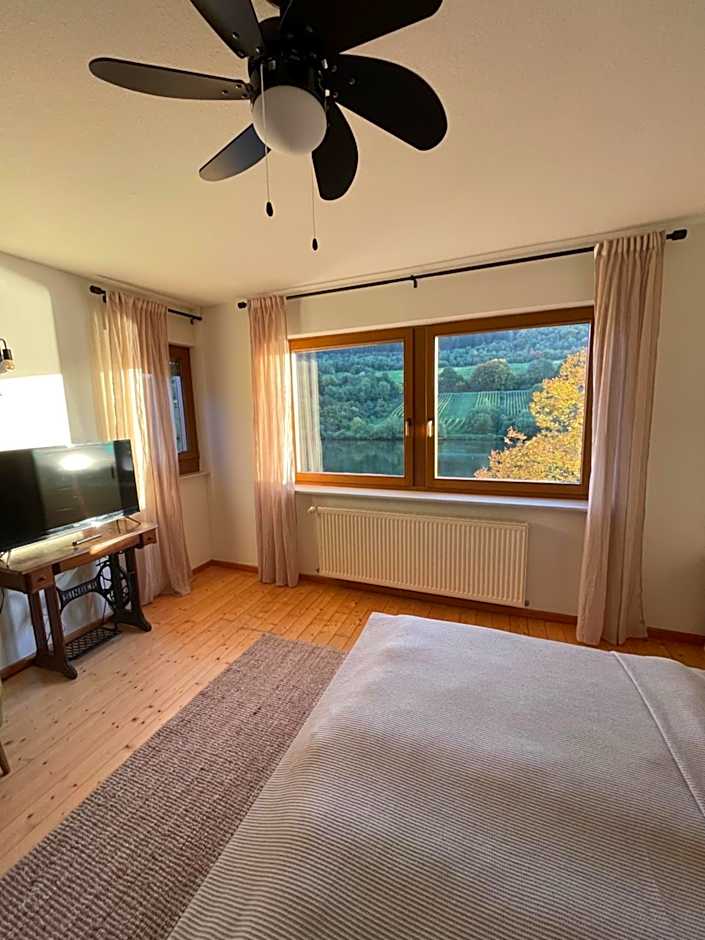 Boutique Guesthouse Das WOHLGEMUTH HEIM Mosel Weingut