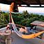 LunArena Barefoot Hotel