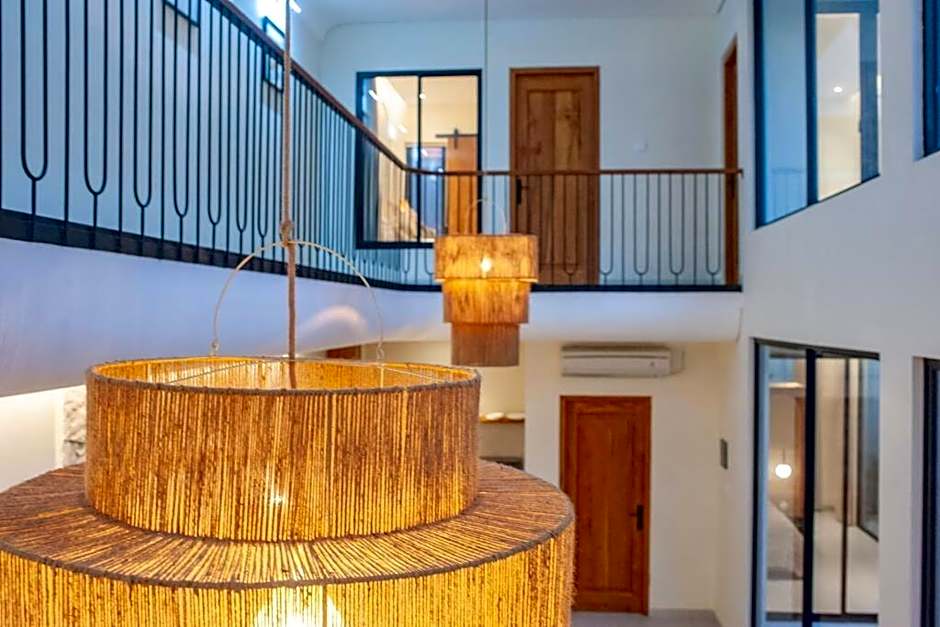 Brandnew tropical 3BR Villa with pool in Seminyak