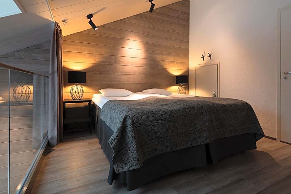 Kultakero Northern Sky, 3BR Penthouse with Jacuzzi 128m2