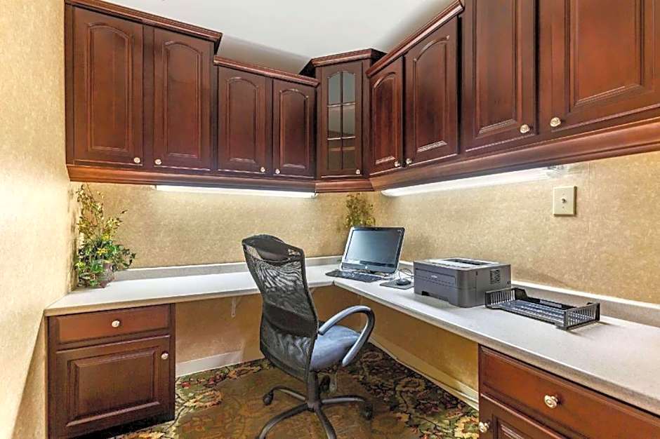 Quality Inn Windsor Mill - Baltimore