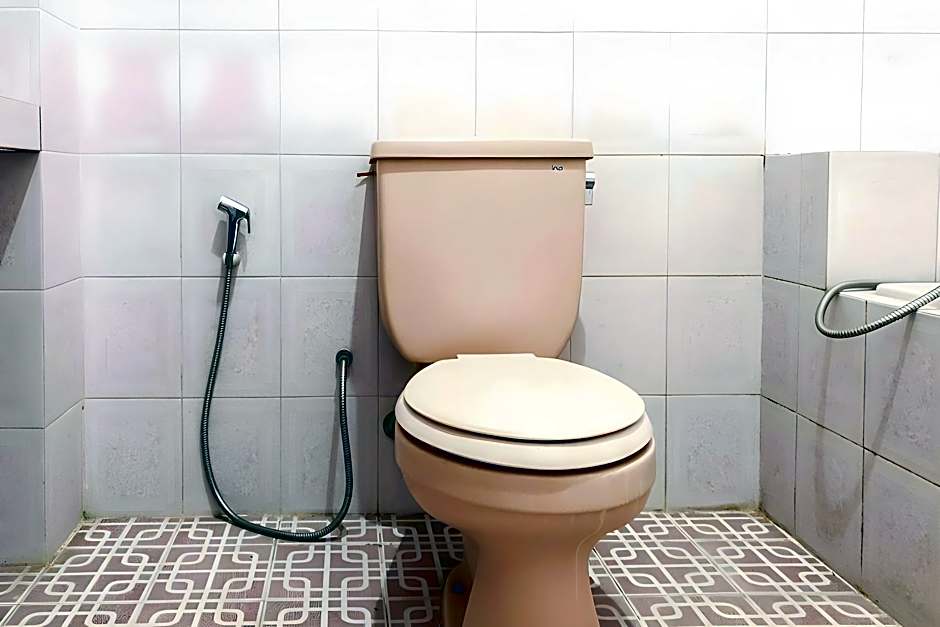 RedDoorz near Eco Green Park Batu