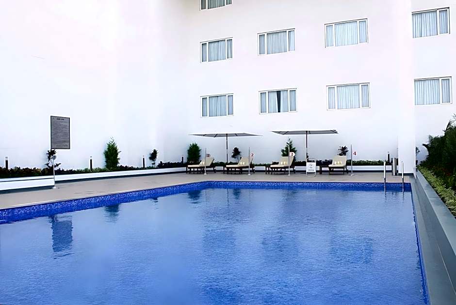 Lemon Tree Hotel Electronics City Bangalore