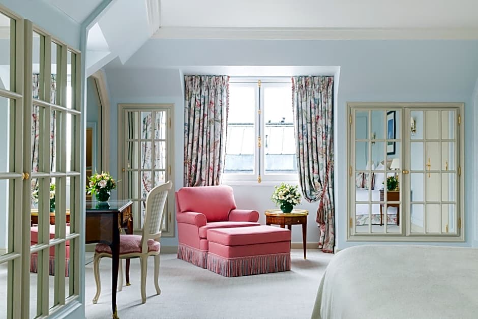 Le Bristol Paris, Oetker Hotels