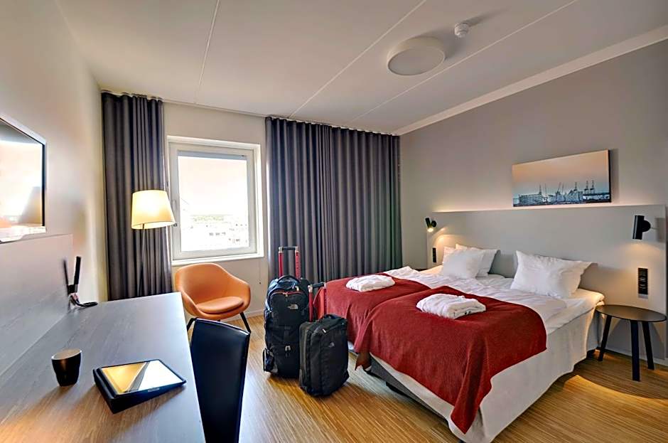Photo 1 of 10 of Superior 2 Beds