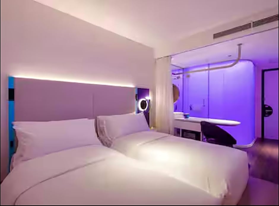 Tru by Hilton Ha Long Hon Gai Centre