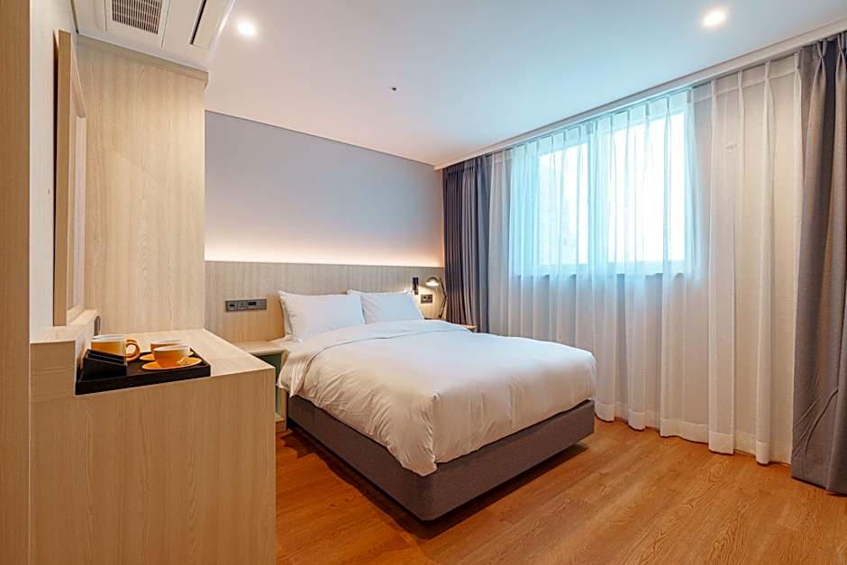 ibis Styles Ambassador Jeonju City Centre