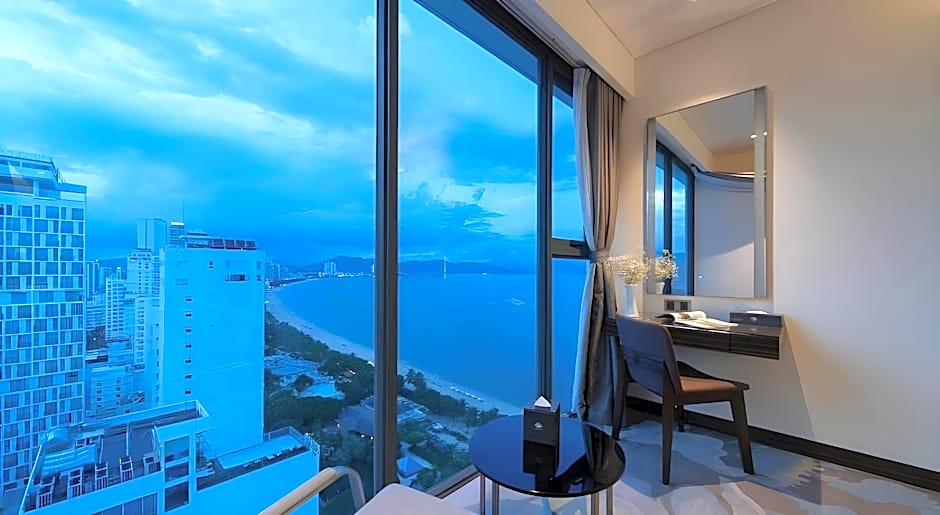 Queen Ann Nha Trang Hotel