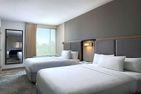 Suite, Multiple Beds (Mobility Accessible, Tub) (2 Queen Beds and 1 Double Sofa Bed)