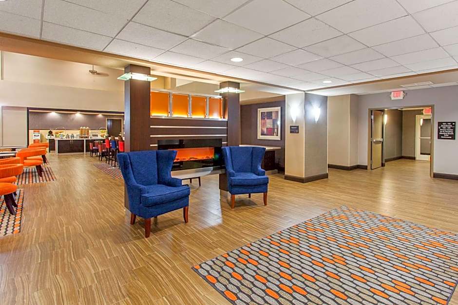 Hampton Inn By Hilton & Suites Merced