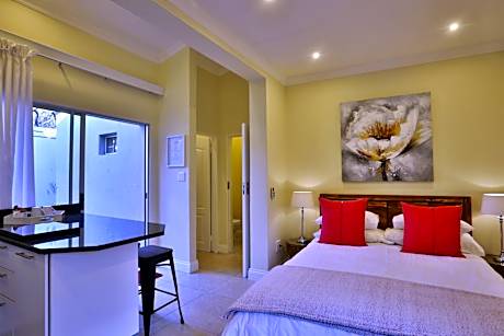 Queen Suite