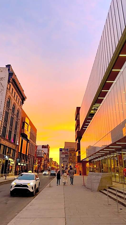 INITIAL - Suite NOUVEAU MONDE - Centre-ville de Québec