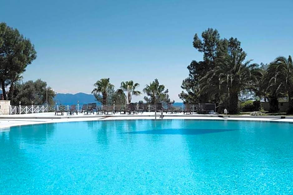 X Life Hotel Sarıgerme 15 - Adult Hotel