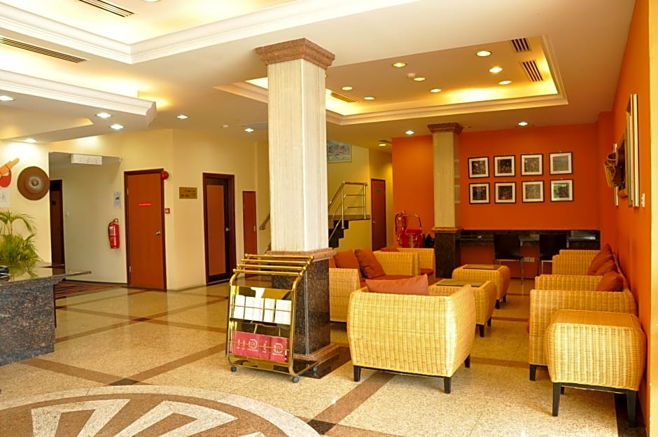 Tang Dynasty Lodge Tuaran