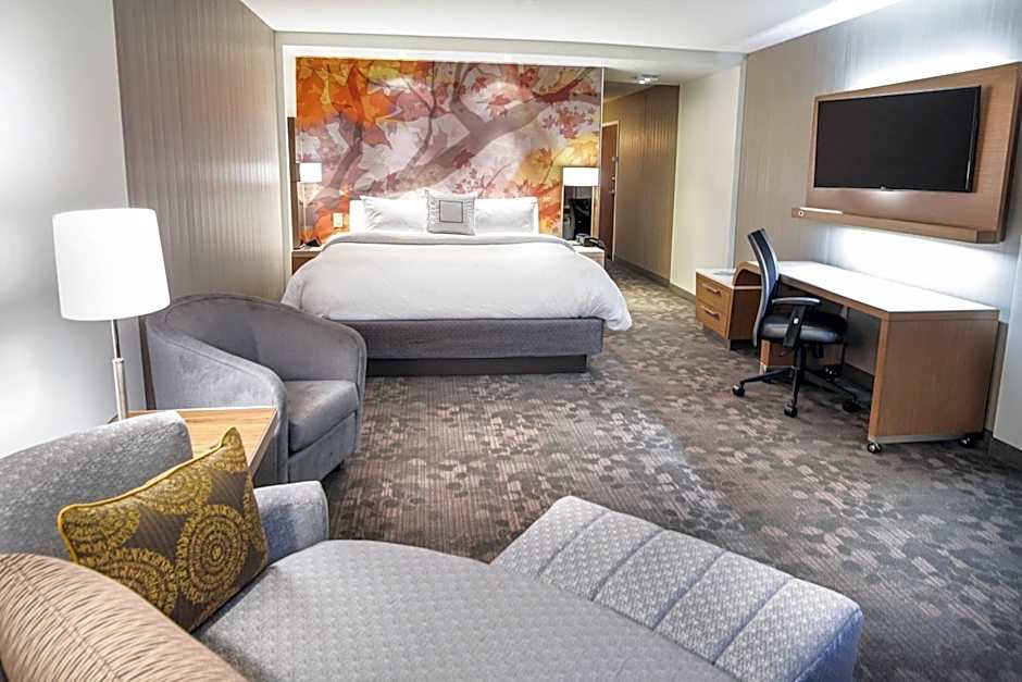 Courtyard by Marriott Lenox Berkshires
