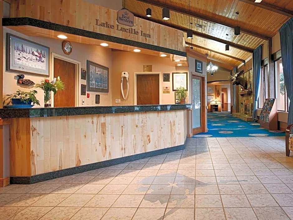 Best Western Lake Lucille Inn