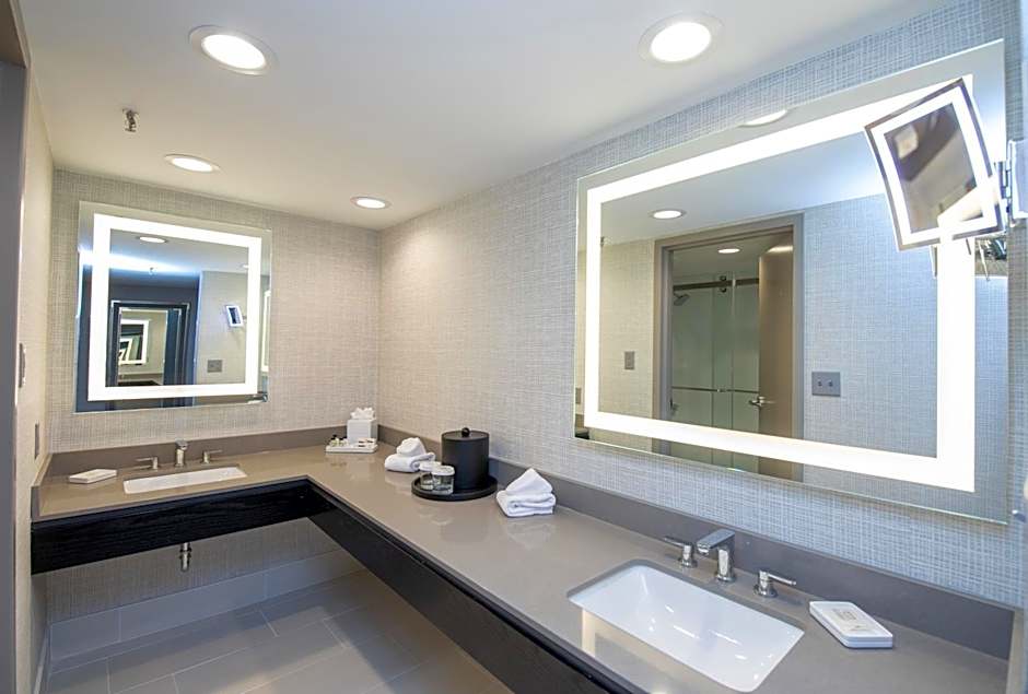 Crowne Plaza Providence Warwick Airport By IHG